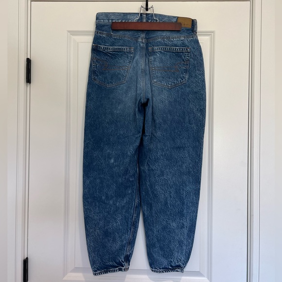 American Eagle Mom Jeans - Picture 2 of 2
